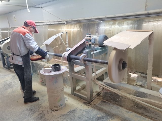 23.Polishing Machine